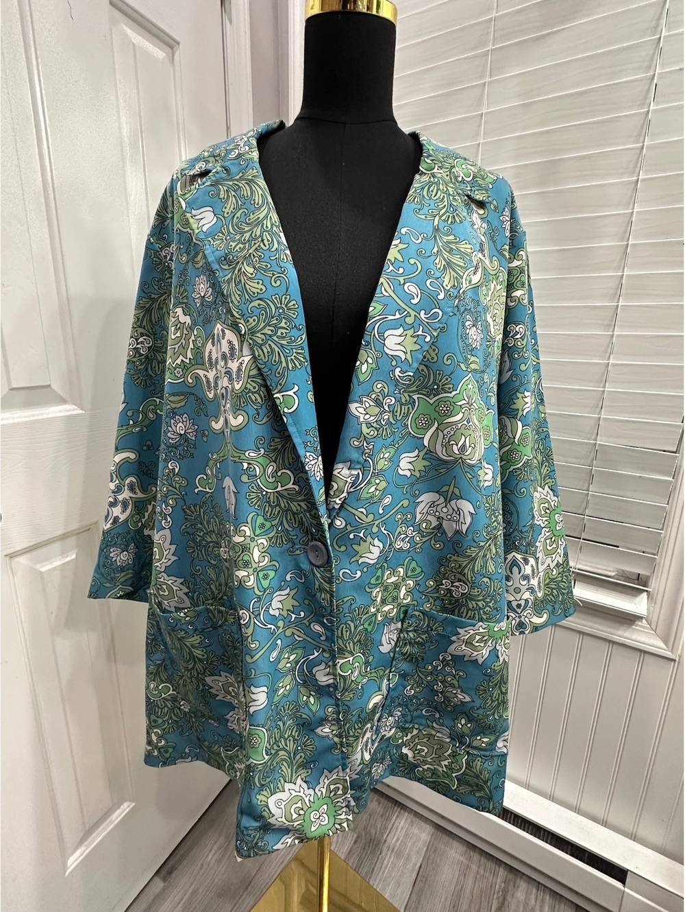Vintage 90s Only Necessities 2X Floral Print Polyester Jacket